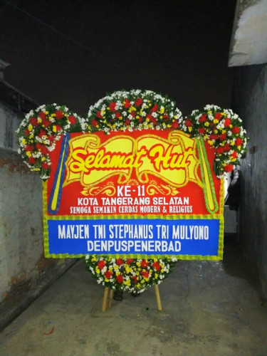 Bunga Papan Congratulation Telukjambe Timur